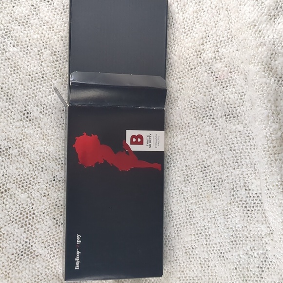 BETTY BOOP x ipsy That's So Betty Eyeshadow Palette, 12g/0.42oz - Picture 11 of 15